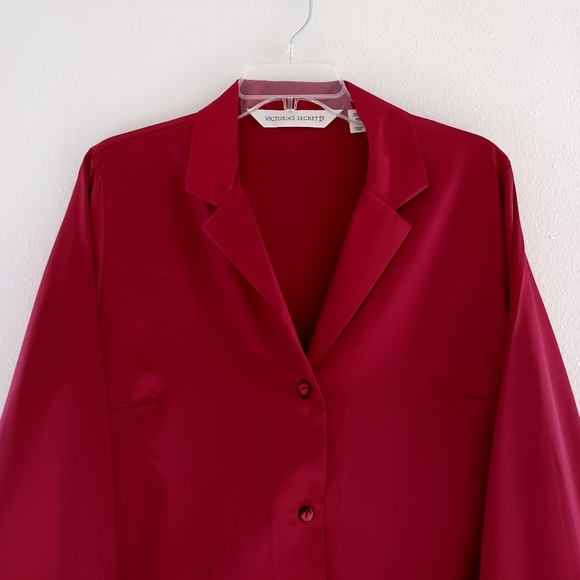 Vintage Victoria's Secret Satin Pajama Top, size S - Picture 12 of 13